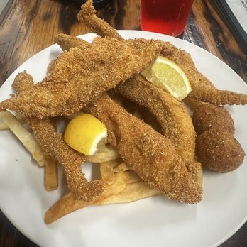 Mud Bugs - Seafood basket; fish and chips - Cajun/Creole Near Me - Leesville, Louisiana Mud Bugs - Seafood basket; fish and chips - Cajun/Creole Near Me - Leesville, Louisiana