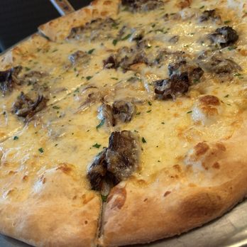 Sole Mio Kitchen & Bar - Short rib pizza - Pizza Near Me - Boynton Beach, Florida
