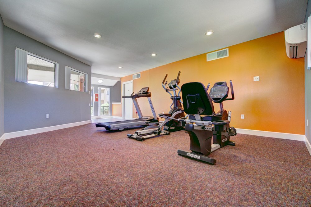 SUNDANCER APARTMENTS Updated September 2024 34 Photos 400 N 96th