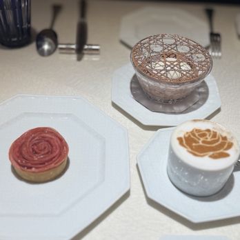 Cafe Dior By Dominique Crenn - Coffee & Tea Near Me - Dallas, Texas