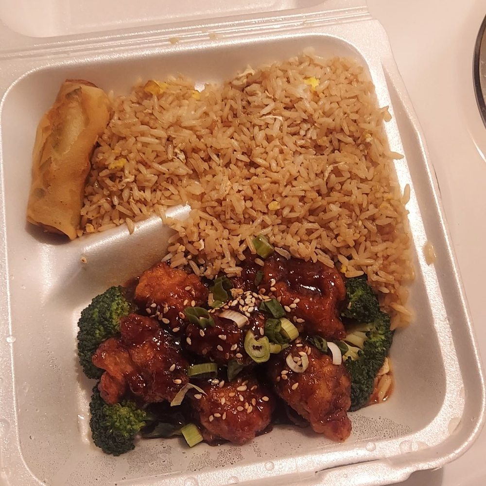 Wei Asian Cafe - Sesame Chicken lunch special - Chinese Near Me - Tucson, Arizona Wei Asian Cafe - Sesame Chicken lunch special - Chinese Near Me - Tucson, Arizona