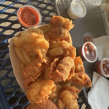Johnny's Reef Restaurant - Fried lobster tails - Seafood Near Me - Bronx, New York