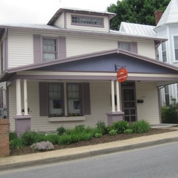 Main Street Bakery & Catering - the front of the building - Caterers Near Me - Luray, Virginia