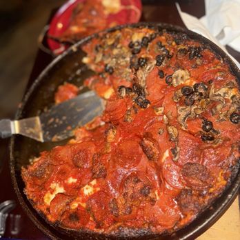 Pequod's Pizza - Pizza Near Me - Chicago, Illinois Pequod's Pizza - Pizza Near Me - Chicago, Illinois