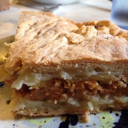 Restaurante La Moncloa - Increíble empanada