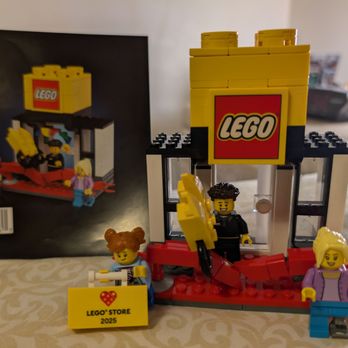 Lego Store - Good enough. Spend $150, get this Lego set for free. Grand opening ribbon cutting giveaway - Toy Stores Near Me - Arcadia, California