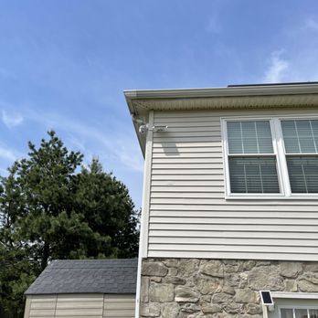 Lucille’s Construction - Solar powered security camera installation - General Contractors Near Me Lucille’s Construction - Solar powered security camera installation - General Contractors Near Me