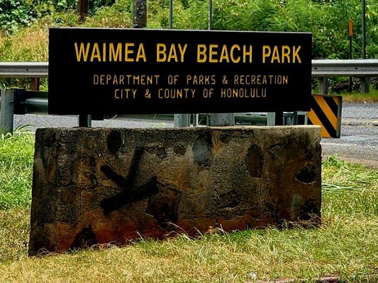 Waimea Bay by null