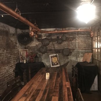 The Poe House - I love all of the different sections That encourage people to have great conversations, and a great time - Pubs Near Me - Hendersonville, North Carolina The Poe House - I love all of the different sections That encourage people to have great conversations, and a great time - Pubs Near Me - Hendersonville, North Carolina