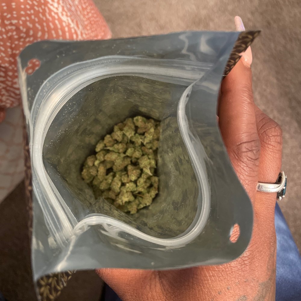 LOVA Aurora - The bag shouldn't be this empty even with popcorn buds. - Cannabis Clinics Near Me - Aurora, Colorado LOVA Aurora - The bag shouldn't be this empty even with popcorn buds. - Cannabis Clinics Near Me - Aurora, Colorado