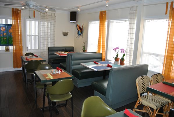 Green Door Cafe by null