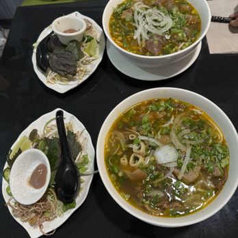 Gao Restaurant - H3. Bún Bò Huế / Spicy Huế Style Beef Noodle Soup - Vietnamese Near Me - Tampa, Florida Gao Restaurant - H3. Bún Bò Huế / Spicy Huế Style Beef Noodle Soup - Vietnamese Near Me - Tampa, Florida