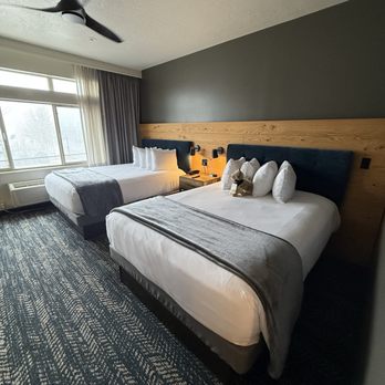 The Rockwell Inn - Hotels Near Me - Jackson, Wyoming The Rockwell Inn - Hotels Near Me - Jackson, Wyoming