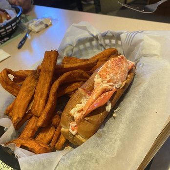 Mike's Clam Shack - Lobster roll with sweet potato fries - Seafood Near Me - Wells, Maine Mike's Clam Shack - Lobster roll with sweet potato fries - Seafood Near Me - Wells, Maine