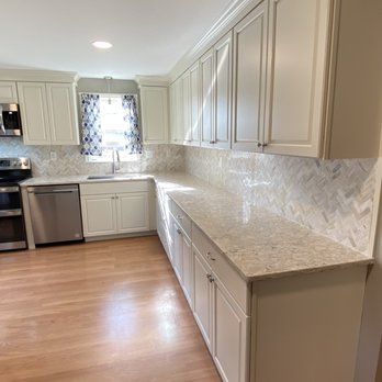 C&K Roofing & General Contracting - a clean kitchen - Roofing Near Me - Hudson, Massachusetts C&K Roofing & General Contracting - a clean kitchen - Roofing Near Me - Hudson, Massachusetts