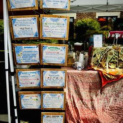Hollywood Farmers Market - Decisions, decisions...