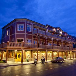 Kaslo Hotel & Pub