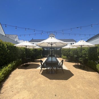 The New Inn - Hotels Near Me - Temecula, California