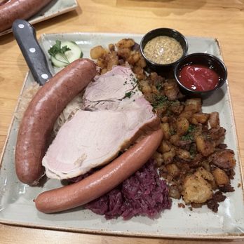 Andreas Keller German Restaurant - Andreas Keller Sampler - German Near Me - Leavenworth, Washington