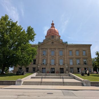 Lawrence County Courthouse-Ironton - Lawrence County Courthouse, Ironton - Public Services & Government Near Me - Ironton, Ohio Lawrence County Courthouse-Ironton - Lawrence County Courthouse, Ironton - Public Services & Government Near Me - Ironton, Ohio