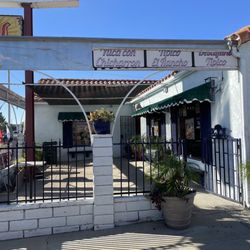 Cafe & Deli El Rancho
