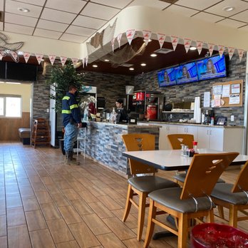Baytown Seafood - The front counter - Seafood Near Me - Houston, Texas