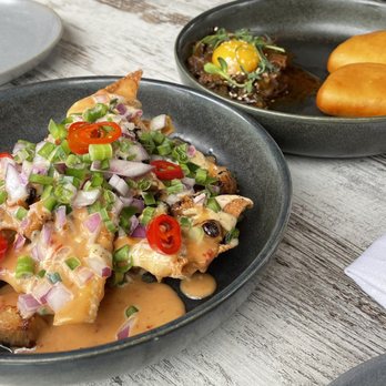 NextDoor Restaurant - Pork wonton nachos and pork baos - Canadian (New) Near Me - Markham, Ontario