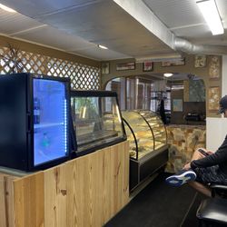Fresh Food Deli - Inside, pickup area.