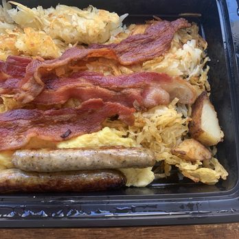 Beeps Diner - Hunk of Love Breakfast - Diners Near Me - Simi Valley, California