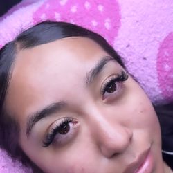 Boss Beauty Narvanie - Natural lash extensions