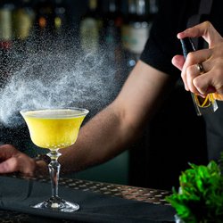 Elements Bar & Lounge