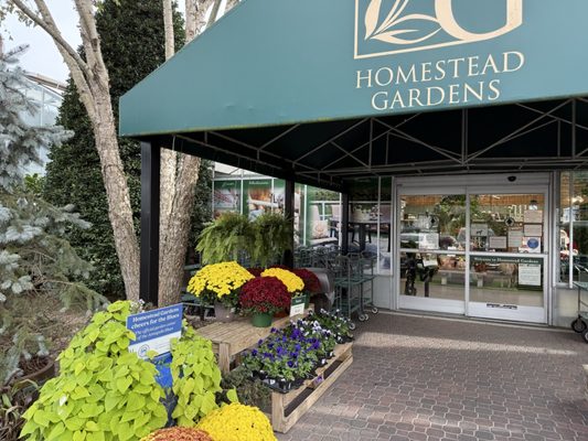 Homestead Gardens by null