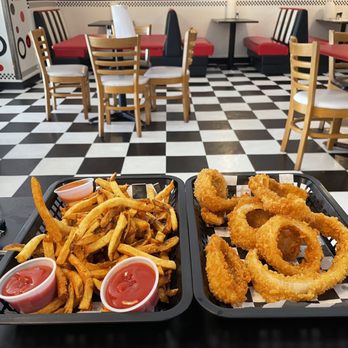 Bergstrom's Burgers - Fries and onion rings - Burgers Near Me - Traverse City, Michigan Bergstrom's Burgers - Fries and onion rings - Burgers Near Me - Traverse City, Michigan