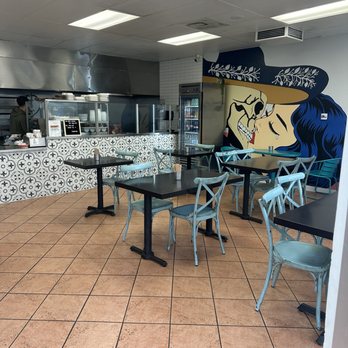 Tacos Poncitlan - Inside - Tacos Near Me - Pasadena, California Tacos Poncitlan - Inside - Tacos Near Me - Pasadena, California
