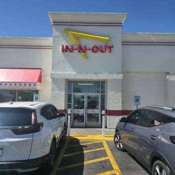 In-N-Out Burger - Entrance - Burgers Near Me - Phoenix, Arizona In-N-Out Burger - Entrance - Burgers Near Me - Phoenix, Arizona