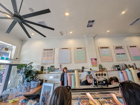 Mubble - Handcrafted Ice Cream, Smoothies, Juice by null