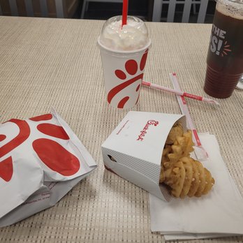 Chick-fil-A - Oh yeah great peppermint milkshake! I'm Panera sip club, so I got my free drink and ate lunch at CFA - Fast Food Near Me - Laurel, Maryland Chick-fil-A - Oh yeah great peppermint milkshake! I'm Panera sip club, so I got my free drink and ate lunch at CFA - Fast Food Near Me - Laurel, Maryland