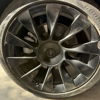 Wheel Masters - Right rear wheel before. - Wheel & Rim Repair Near Me - Las Vegas, Nevada Wheel Masters - Right rear wheel before. - Wheel & Rim Repair Near Me - Las Vegas, Nevada