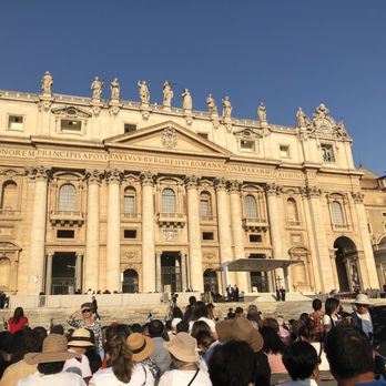 Piazza San Pietro - Waiting to see Pope Francis - Landmarks & Historical Buildings Near Me - Rome, RM Piazza San Pietro - Waiting to see Pope Francis - Landmarks & Historical Buildings Near Me - Rome, RM