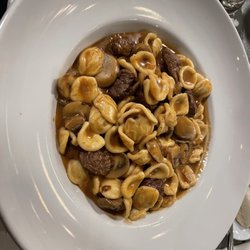 Mary's Pizza and Pasta - Orecchiette with filet mignon tidbits in a brown sauce.