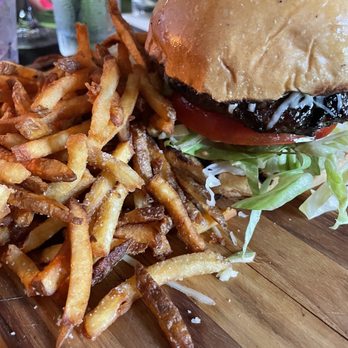 Dada - Hamburger and hand cut fries - New American Near Me - Delray Beach, Florida