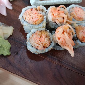 Gohan Japanese Cuisine - Kani roll - Sushi Bars Near Me - Southington, Connecticut Gohan Japanese Cuisine - Kani roll - Sushi Bars Near Me - Southington, Connecticut