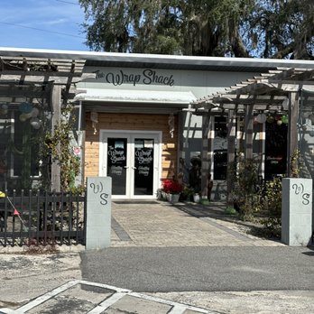 The Wrap Shack - Front patio entrance to the restaurant. - Wraps Near Me - Hawthorne, Florida