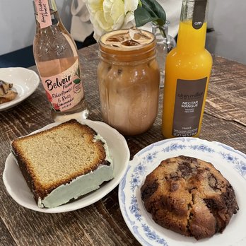 maman - Coffee & Tea Near Me - New York, New York
