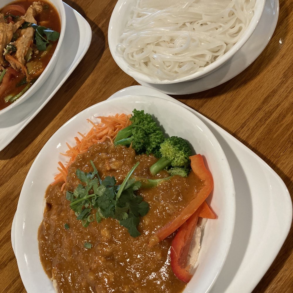 Jasmine Thai Restaurant - Amazing Chicken non spicy - Thai Near Me - Tonawanda, New York