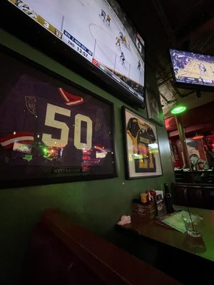 The Corner Pub by null