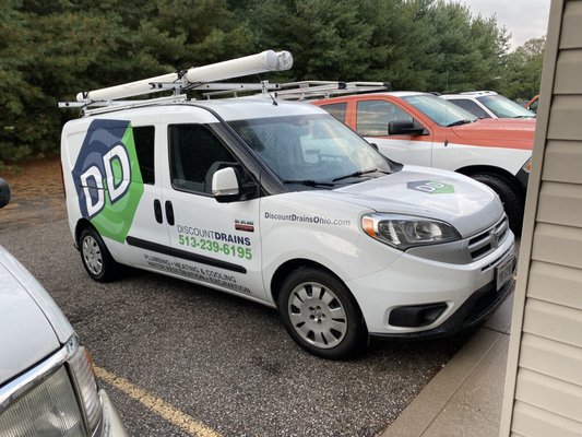 Discount Drains Logo