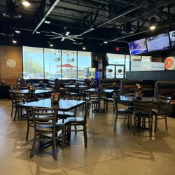 The Hub Grill And Bar