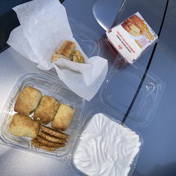 Caesars Pastry - Bakeries Near Me - Burbank , California