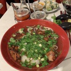 Lille Saigon 1 - Phở đùi gà